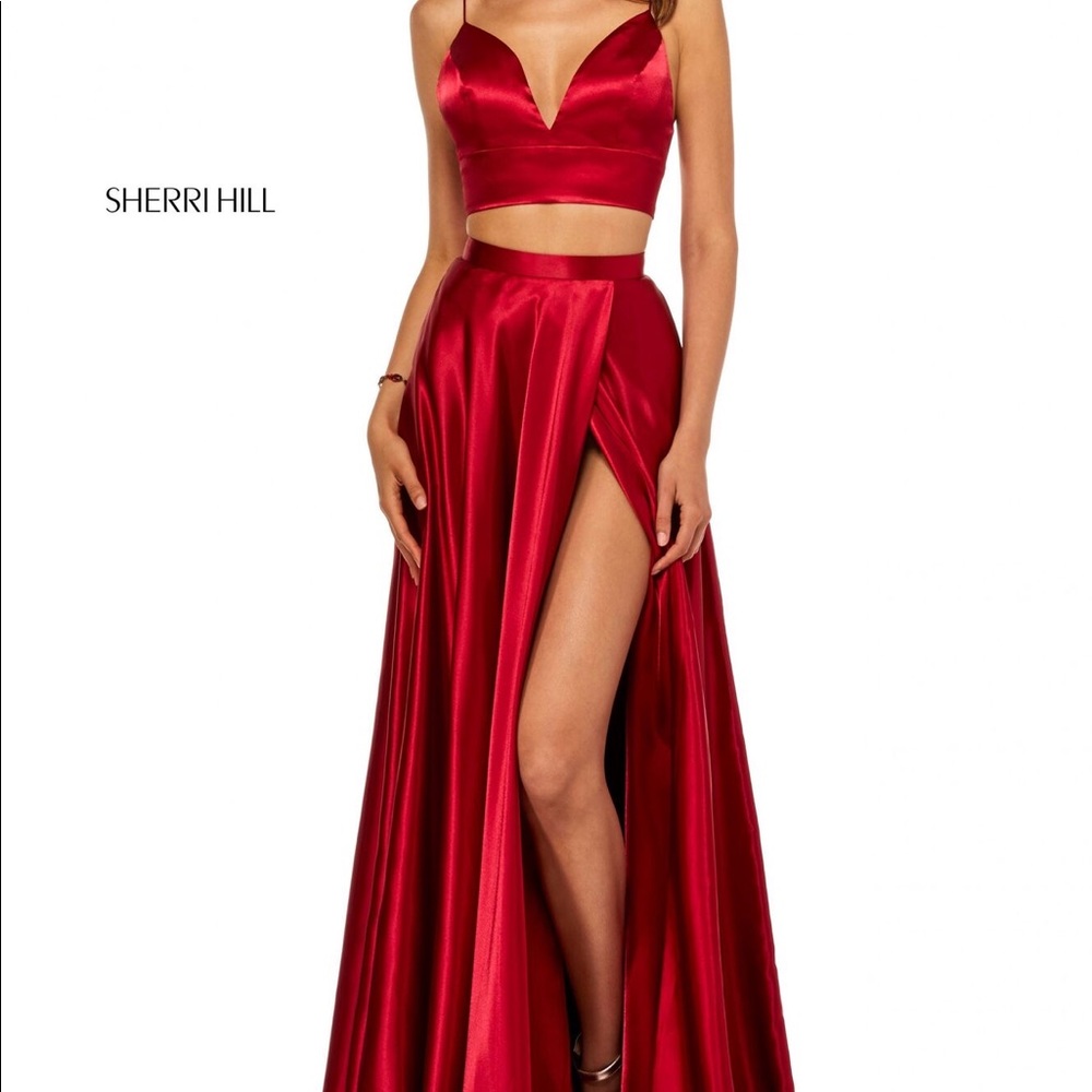 Sherri Hill Satin 2 piece prom dress